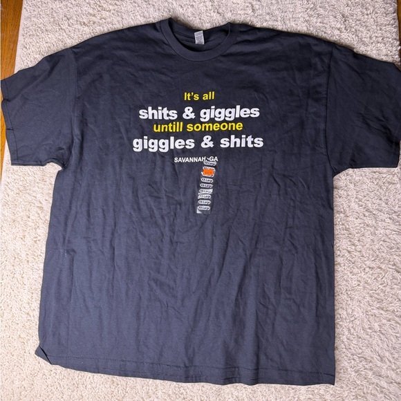Gildan Other - Men’s 2XL Black Graphic T-Shirt NWT